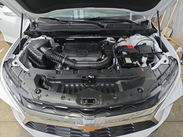 New 2025 Chevrolet Blazer LT FWD image 30