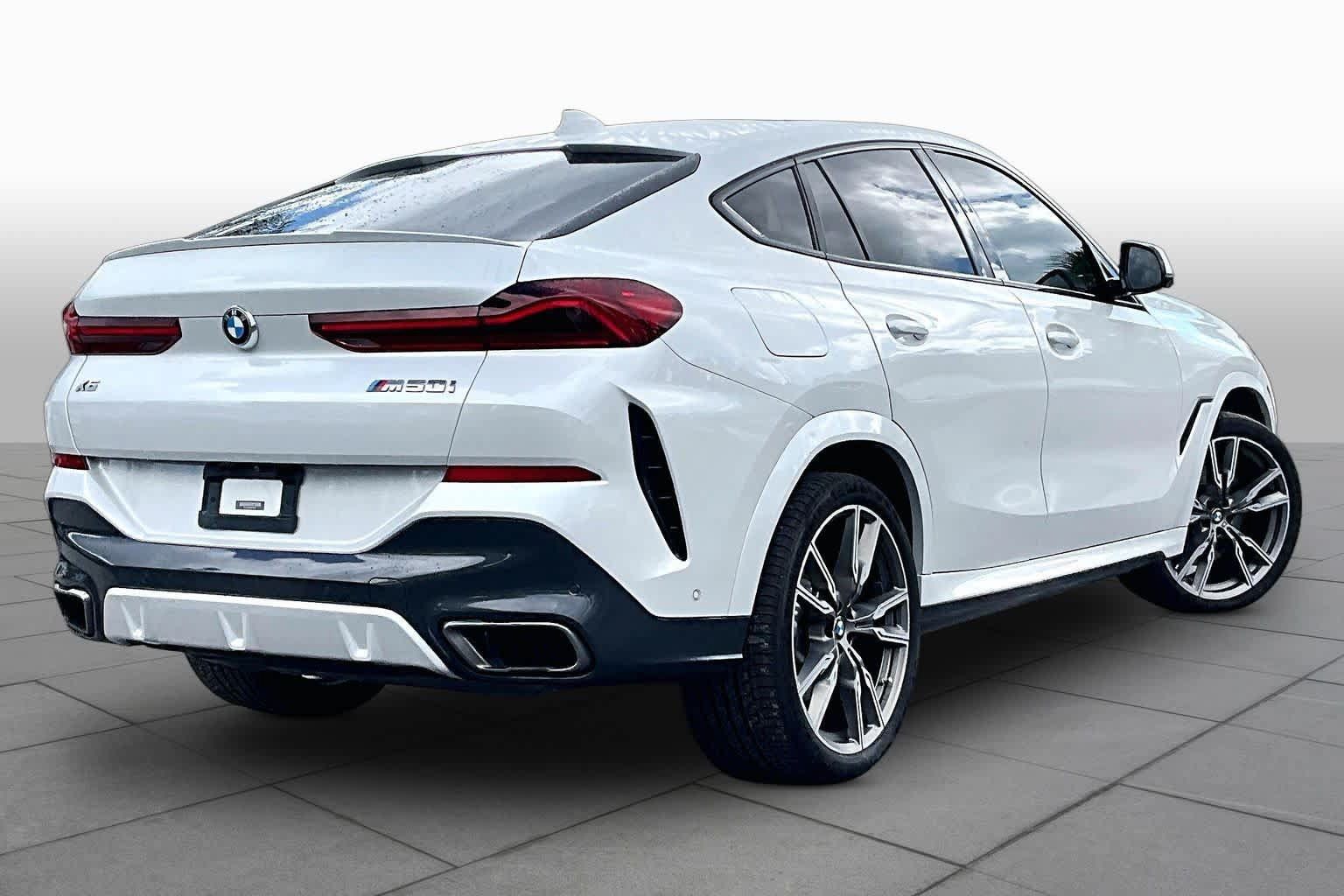 Used 2021 BMW X6 M50i w/ Executive Package AWD/4WD image 13
