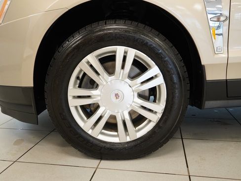 Used 2012 Cadillac SRX Luxury image 17