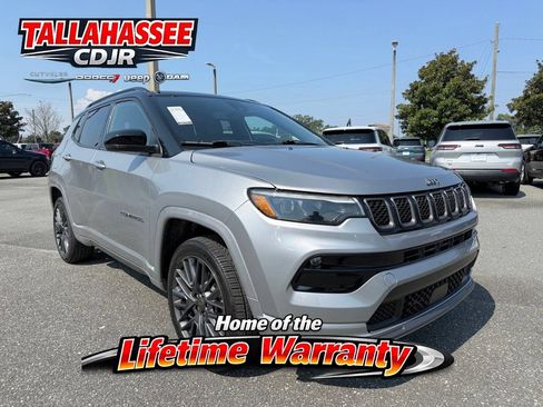 Used 2023 Jeep Compass High Altitude AWD/4WD image 1