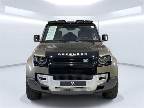 Used 2020 Land Rover Defender 110 First Edition image 10