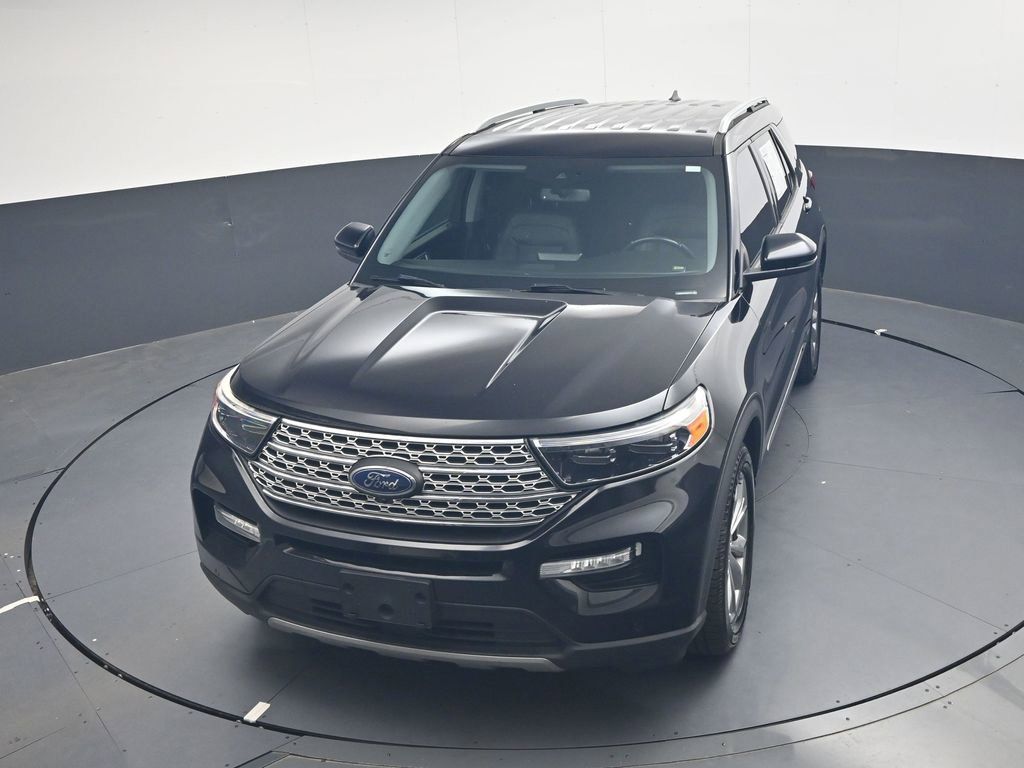 Used 2021 Ford Explorer Limited w/ Equipment Group 301A AWD/4WD image 39