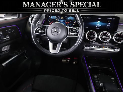 Used 2022 Mercedes-Benz GLB 250 4MATIC image 42