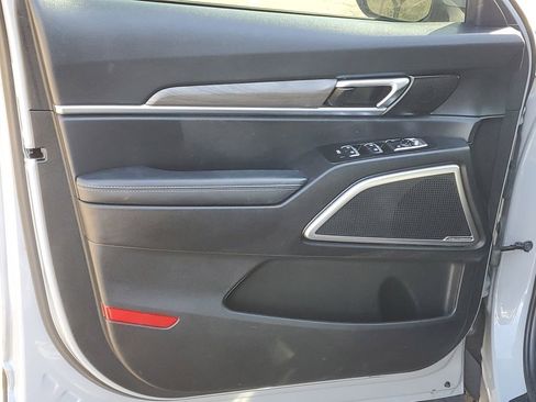 Used 2024 Kia Telluride EX X-Line image 8