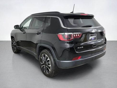 Used 2024 Jeep Compass Limited AWD/4WD image 5
