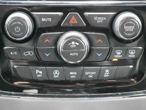 Used 2020 Jeep Grand Cherokee Overland image 21