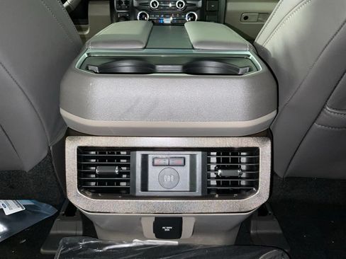 New 2026 Ford F250 Platinum w/ Platinum Plus Package AWD/4WD image 18