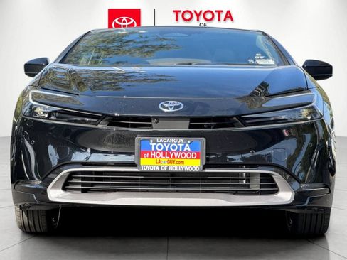 New 2026 Toyota Prius Limited FWD image 8