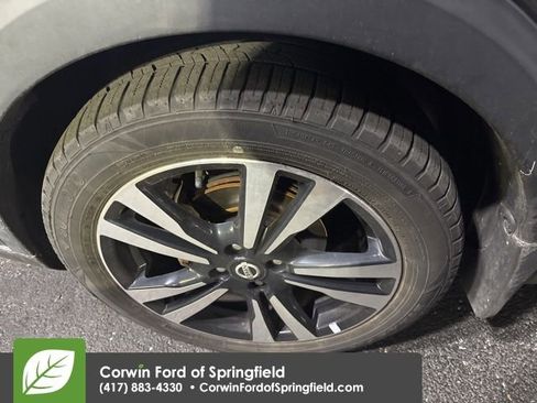 Used 2019 Nissan Kicks SV w/ Interior Electronics Package image 12