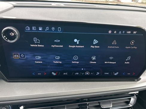 New 2026 Chevrolet Traverse LT w/ Sun and Wheel Package image 6