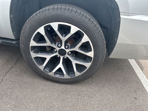 Used 2012 Cadillac Escalade ESV Premium AWD/4WD image 8