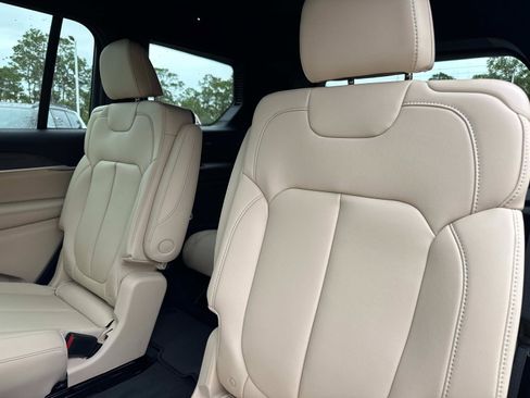 New 2026 Jeep Grand Cherokee L Limited RWD image 13