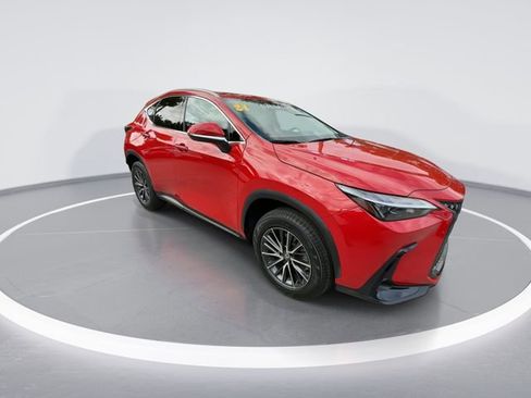 Used 2024 Lexus NX 250 FWD image 2