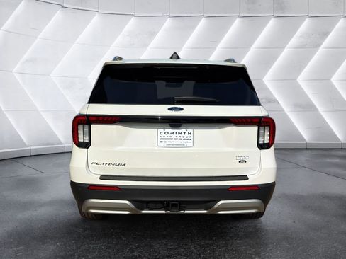 New 2026 Ford Explorer Platinum RWD image 4