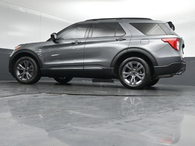 Certified 2023 Ford Explorer XLT w/ Equipment Group 202A AWD/4WD image 41