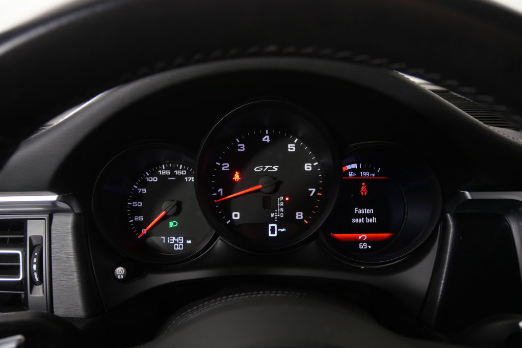 Used 2021 Porsche Macan GTS AWD/4WD image 19