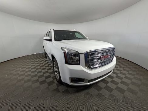 Used 2019 GMC Yukon XL SLE w/ SLE Value Package AWD/4WD image 29