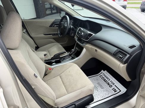 Used 2013 Honda Accord LX image 15