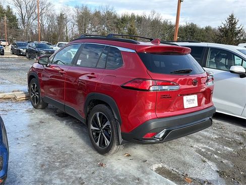 Certified 2023 Toyota Corolla Cross XSE image 2