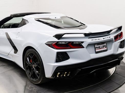 Used 2021 Chevrolet Corvette Stingray Preferred Cpe w/ Z51 Performance Package image 18