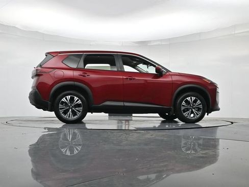 Used 2023 Nissan Rogue SV FWD image 32