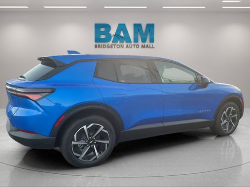 New 2026 Chevrolet Equinox EV LT image 10