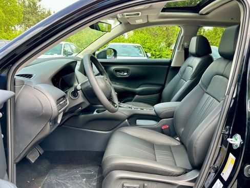 New 2026 Honda HR-V EX-L image 8