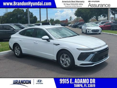 New 2026 Hyundai Sonata SE FWD image 1