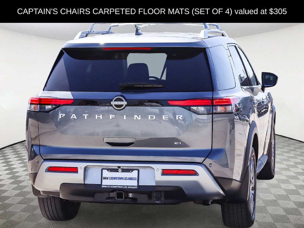 Used 2025 Nissan Pathfinder SL w/ SL Premium Package FWD image 4