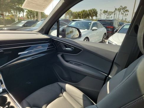 Used 2025 Audi Q7 3.0T Premium Plus w/ Premium Plus Package image 14