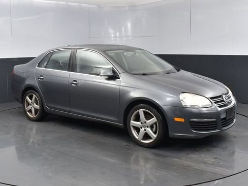 Used 2009 Volkswagen Jetta TDI FWD image 1