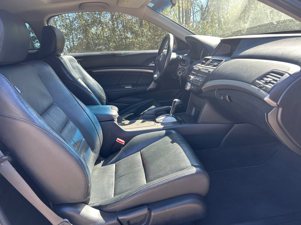 Used 2011 Honda Accord EX-L image 19