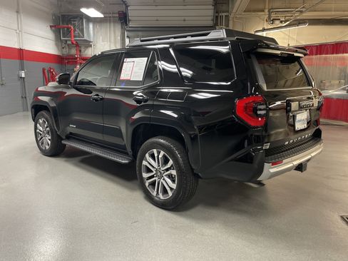 Used 2025 Toyota 4Runner Limited image 8