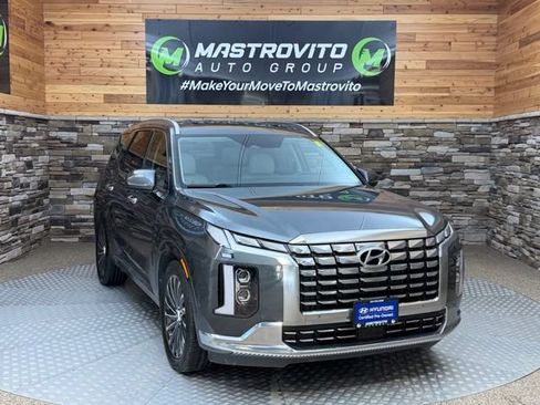 Used 2023 Hyundai Palisade Calligraphy w/ Cargo Package AWD/4WD image 2