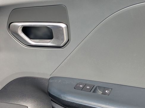 Used 2025 Kia K4 FWD image 33
