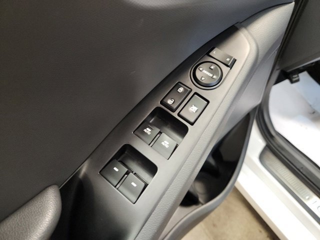 Used 2018 Hyundai Ioniq Limited FWD image 21