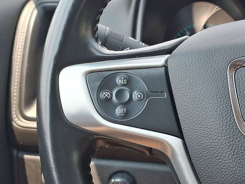 Used 2022 GMC Canyon Elevation w/ Trailering Package AWD/4WD image 9