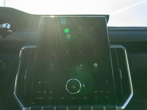 New 2026 GMC Acadia Elevation AWD/4WD image 24