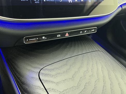 Certified 2024 Mercedes-Benz E 350 4MATIC Sedan image 32