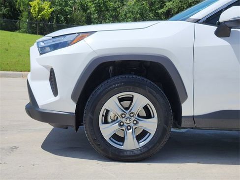 Used 2023 Toyota RAV4 XLE image 10