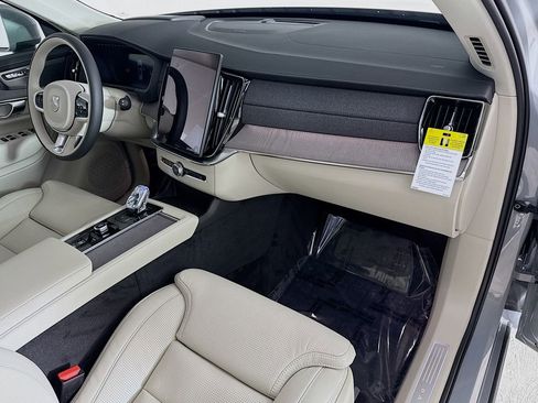 New 2026 Volvo XC90 T8 Ultra w/ Protection Package Premier AWD/4WD image 32