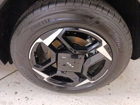 Used 2026 Kia Sportage EX w/ EX Panoramic Sunroof Package image 33