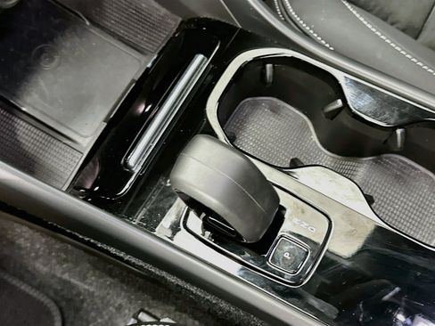 Used 2023 Volvo XC40 Recharge Plus AWD/4WD image 25