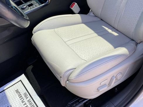 Used 2023 Kia Sorento SX Prestige w/ Panoramic Sunroof Package AWD/4WD image 24