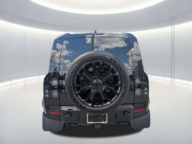 New 2026 Land Rover Defender 110 OCTA AWD/4WD image 4