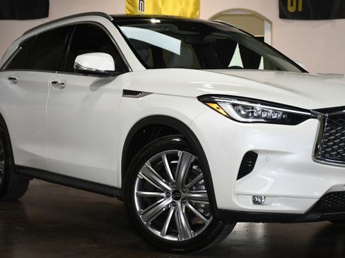 Used 2022 INFINITI QX50 Sensory w/ Cargo Package image 53