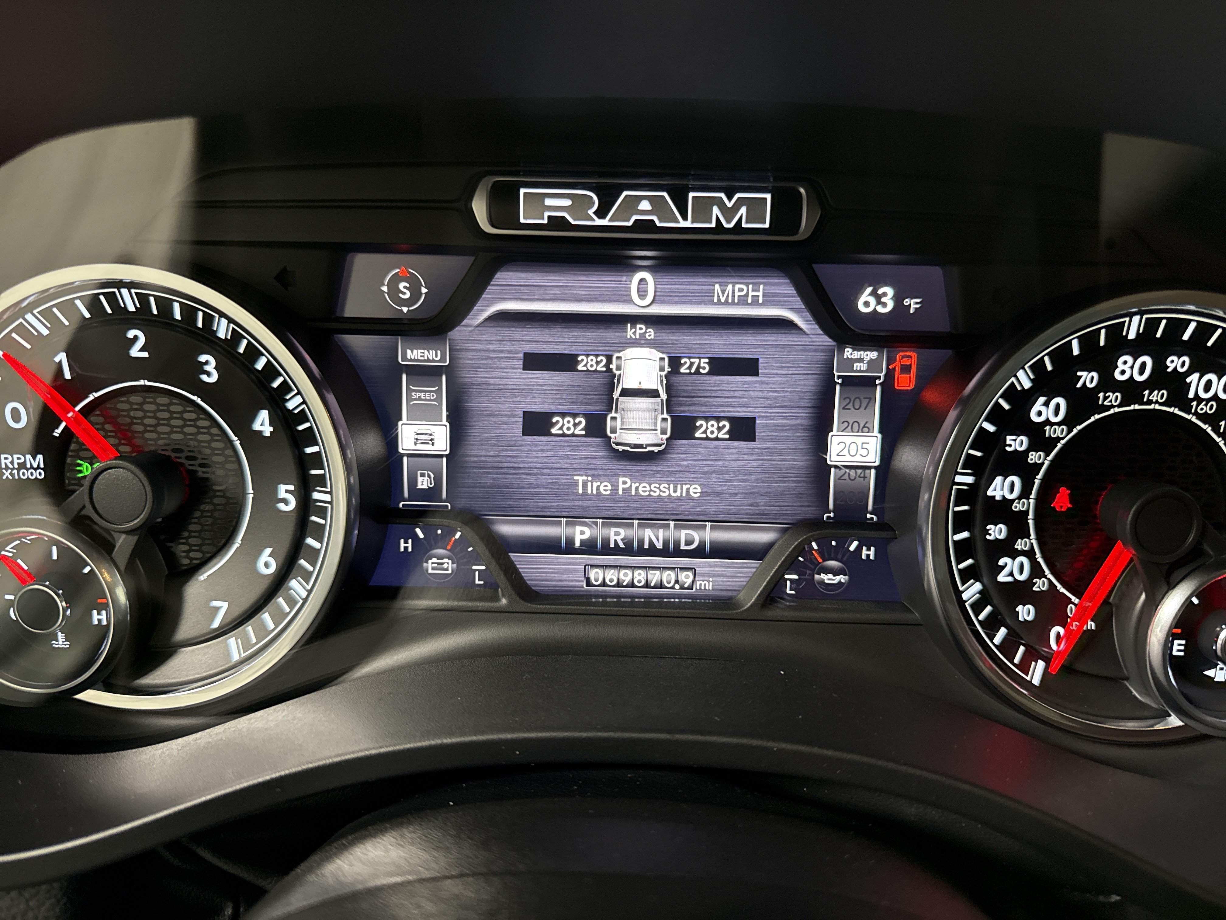 Used 2022 RAM 1500 Big Horn AWD/4WD image 18