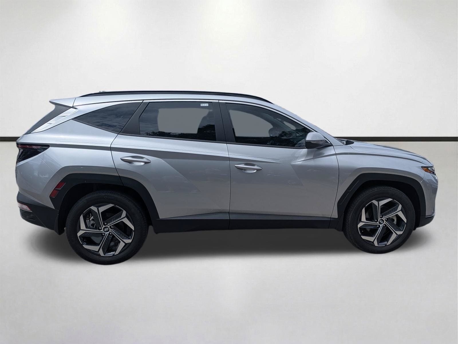 Used 2024 Hyundai Tucson SEL AWD/4WD image 3