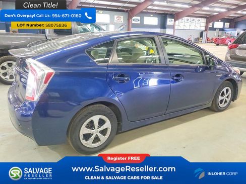 Used 2014 Toyota Prius Two FWD image 4