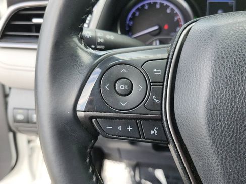 Used 2021 Toyota Camry SE FWD image 28